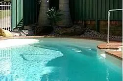 Hotel Whitecaps Holiday Apartments Bribie Island North